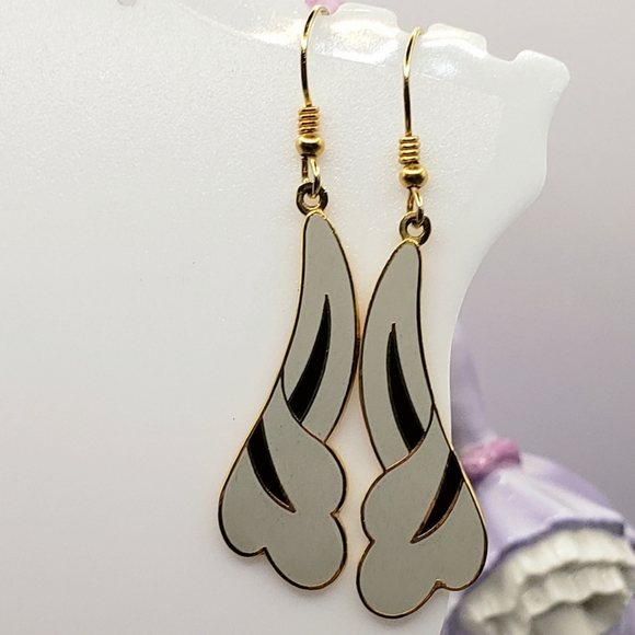 Metal Wavy Abstract Two Tone Dangle Earrings - Picture 7 of 8